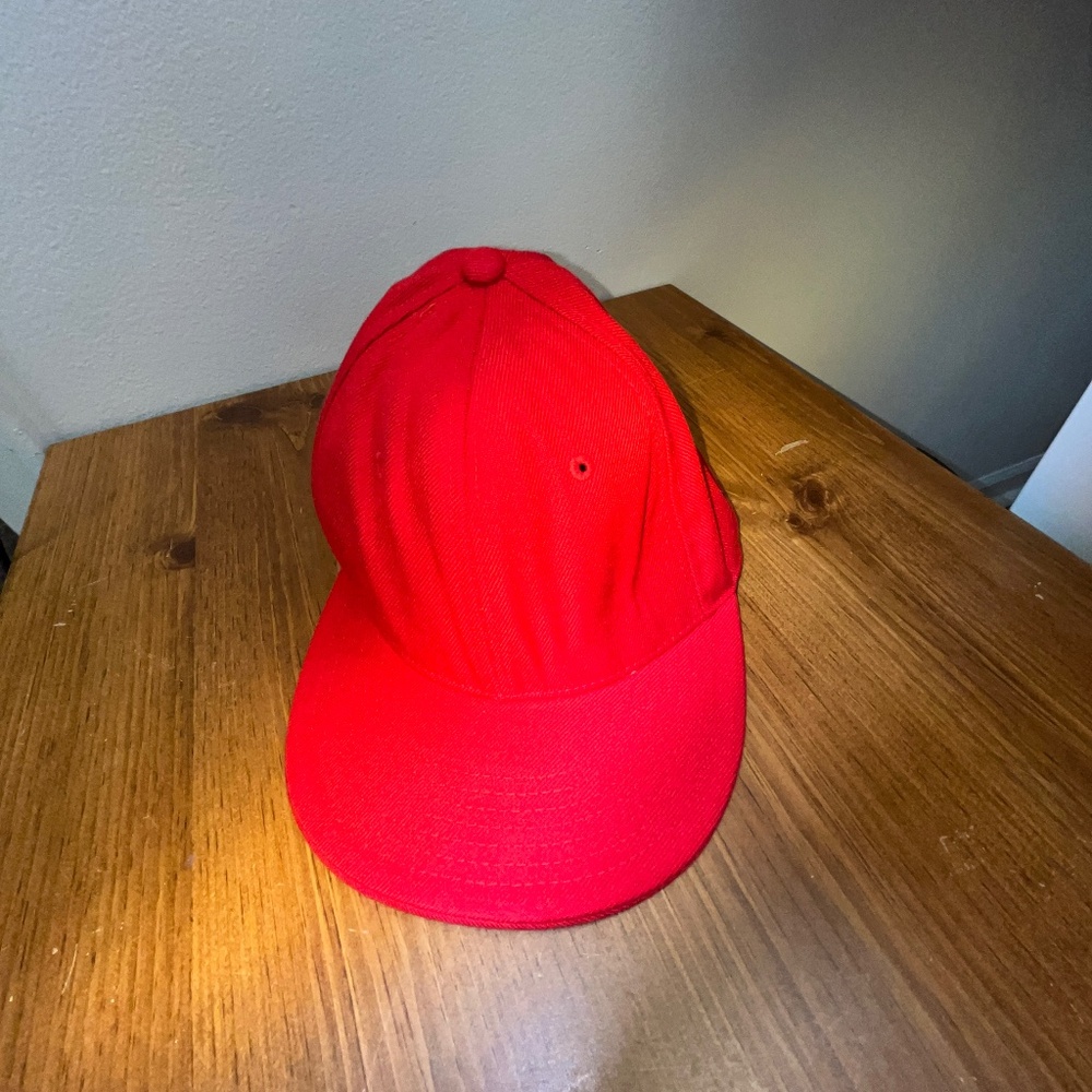 Red Stretchy, OS
